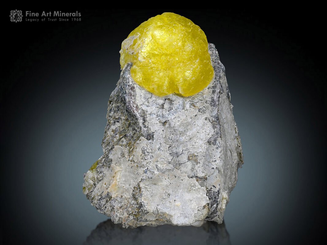 Brucite on Chromite from Baluchistan Pakistan