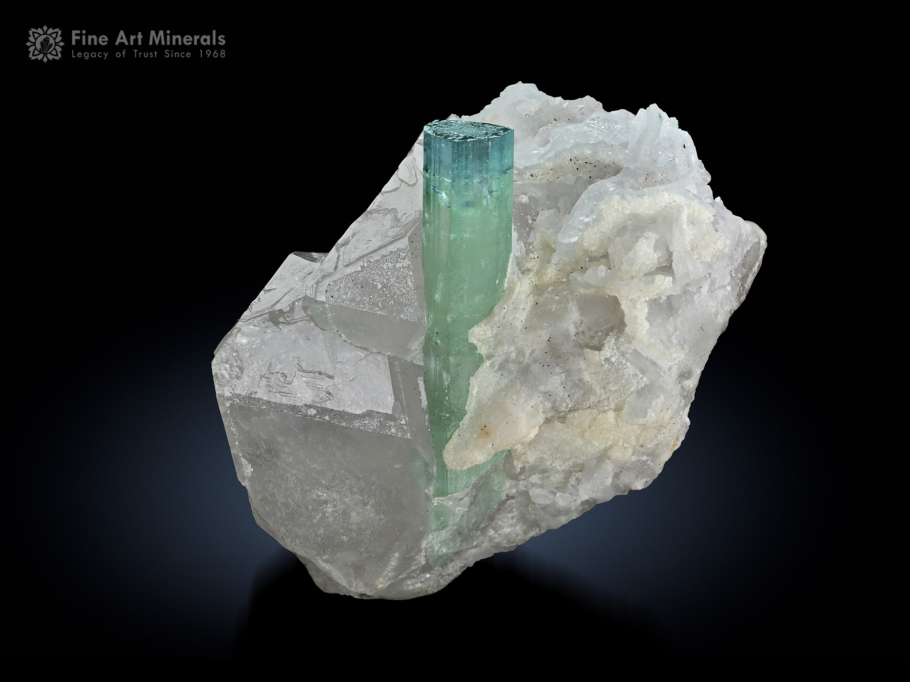 Tourmaline with Quartz from Afghanistan.Video