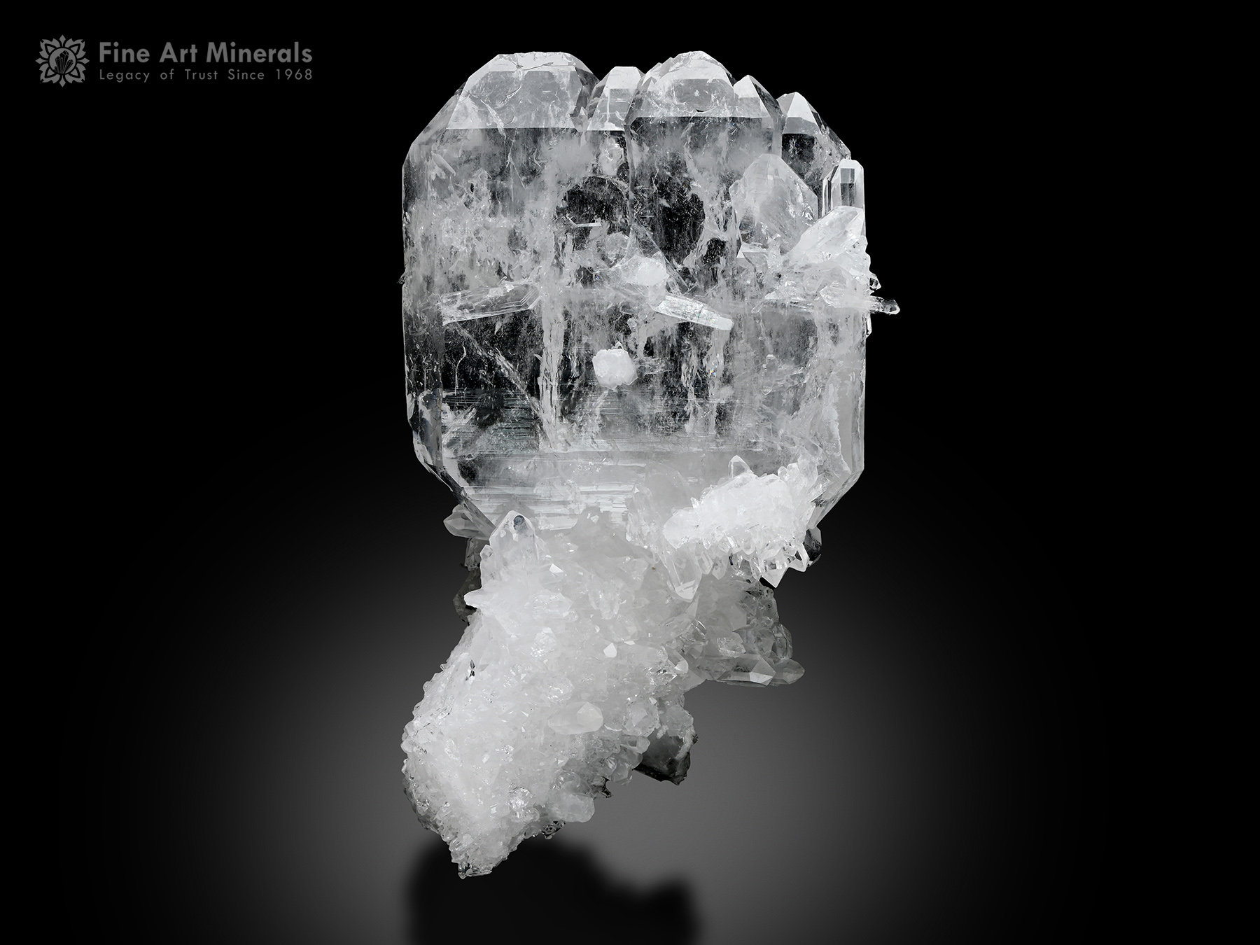 Faden Quartz with Quartz from Pakistan