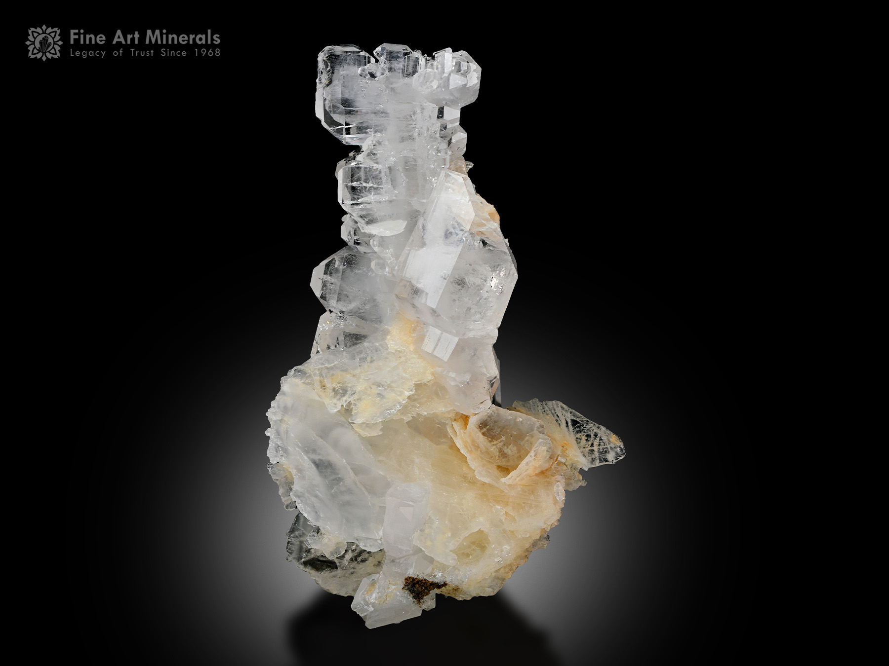 Faden Quartz with Calcite.