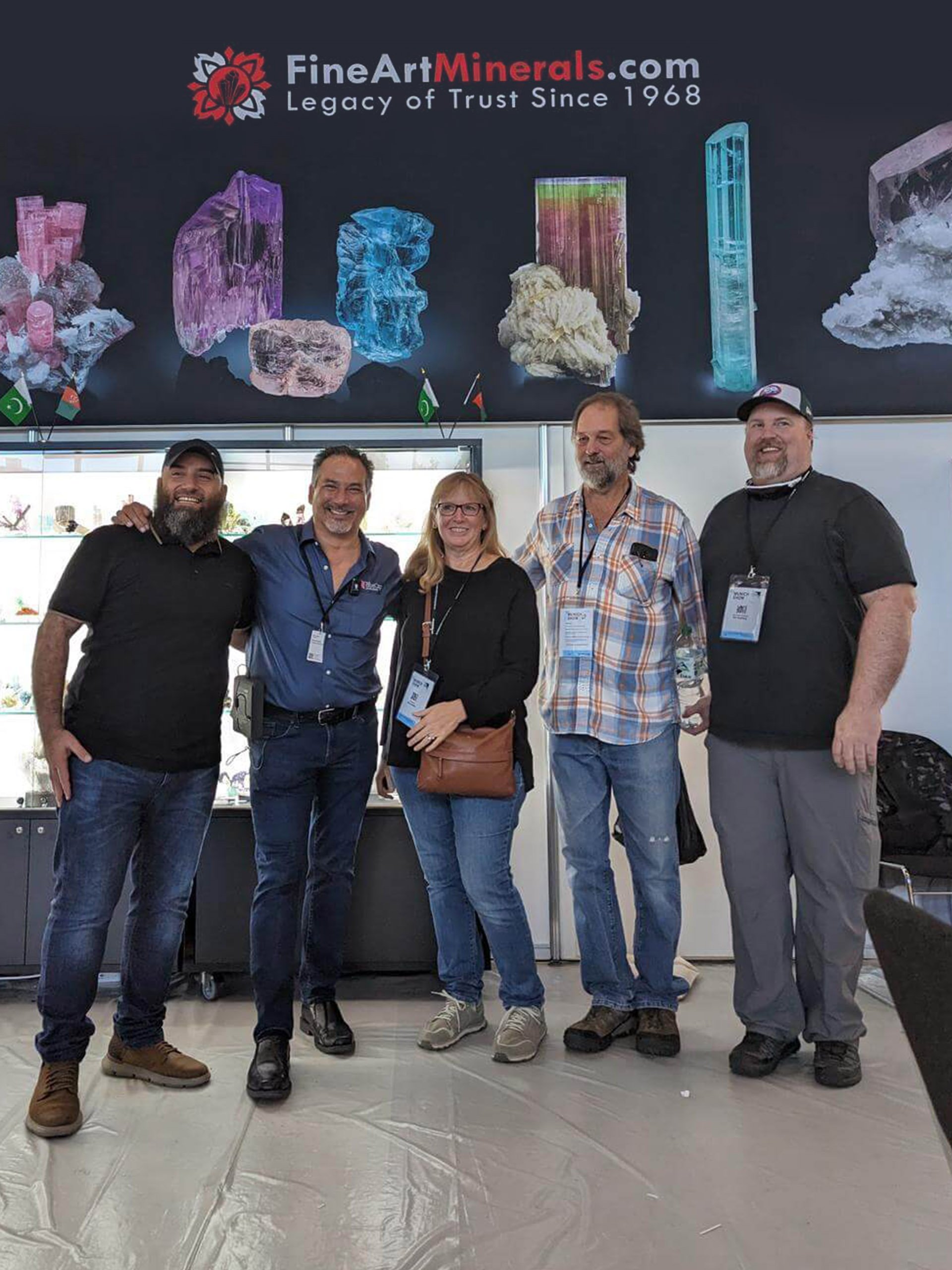 Fine-Art-Minerals-Auctions-Exhibition-Images- (1)